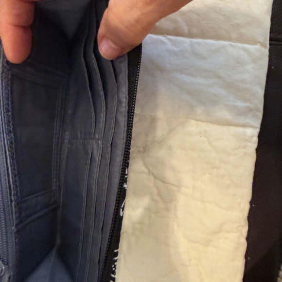 NWT, OS, VERA BRADLEY, WALLET - Picture 4 of 10